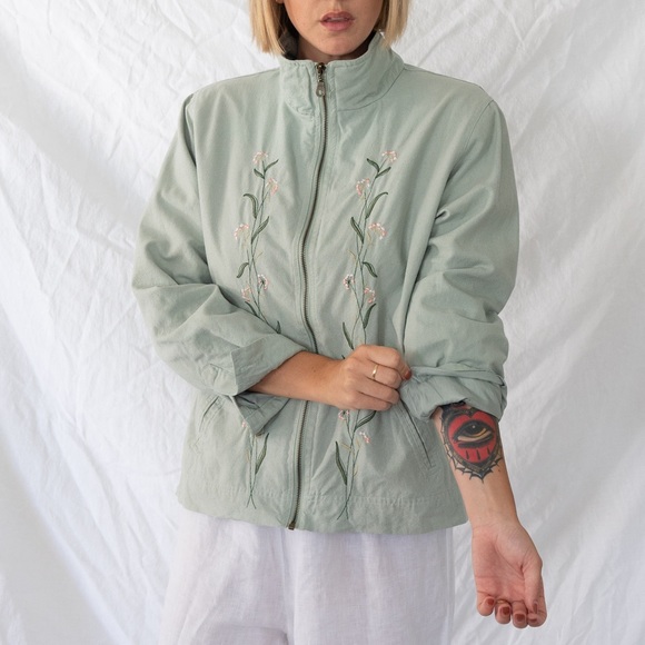 Vintage Jackets & Blazers - Vintage Raw Silk Floral Embroidered Jacket